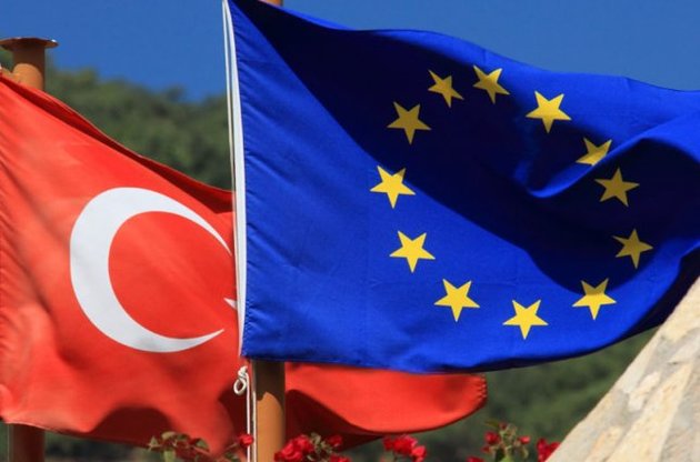 ЕС призвал Турцию не подрывать санкции Запада против России