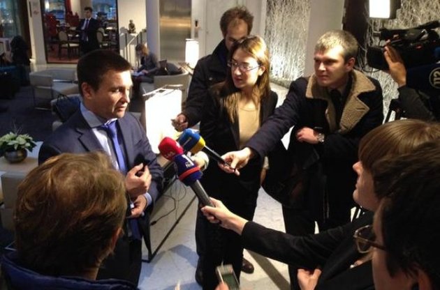 На зустрічі глав МЗС &quot;друзів України&quot; говорили не про санкції, а про реформи