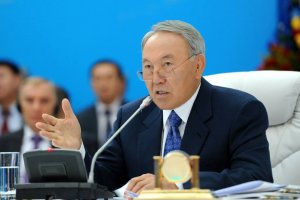 Казахстан готовий до падіння цін на нафту до 40 доларів