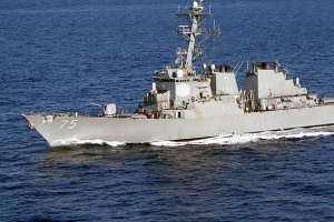 Боевой корабль США направляется в Черное море