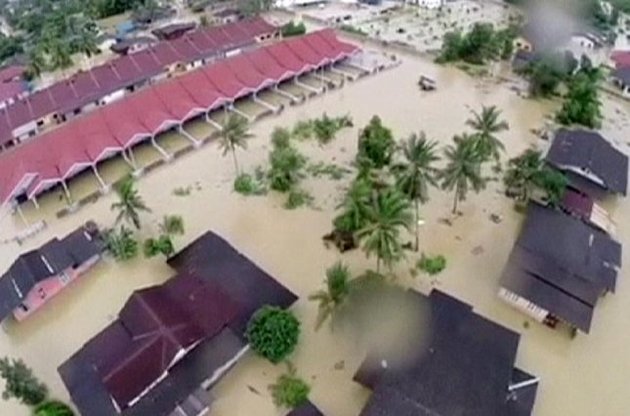 Повінь в Малайзії залишила без житла більш ніж 160 тисяч чоловік