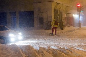Південний схід України перетворився в снігове пекло