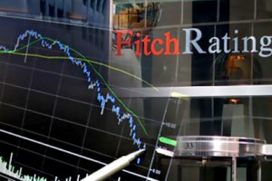 Fitch ухудшило прогноз по рейтингам 20 российских банков