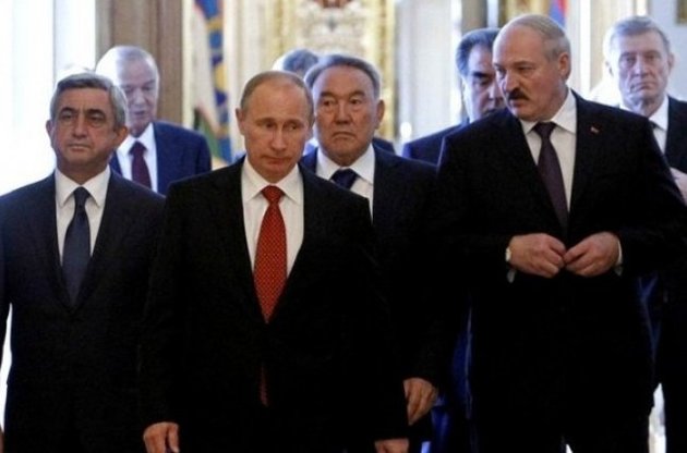 Лукашенко і Назарбаєв не хочуть бути васалами Путіна в Євразійському союзі -  Die Zeit