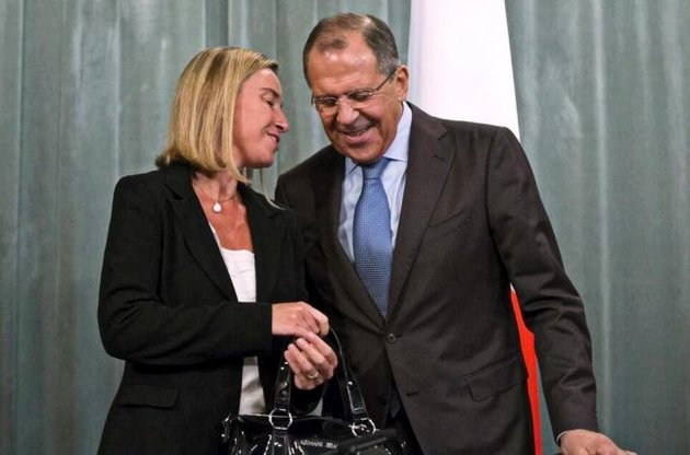 Могерини хочет и переговоров, и санкций