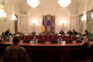 У Порошенко обсуждают голову Антикорупционного бюро: онлайн трансляция