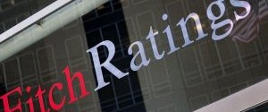 Fitch понизило рейтинги 30 банков РФ