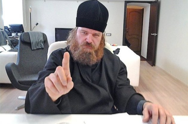 Российского актера могут лишить зарплаты за роль священника в "Левиафане"