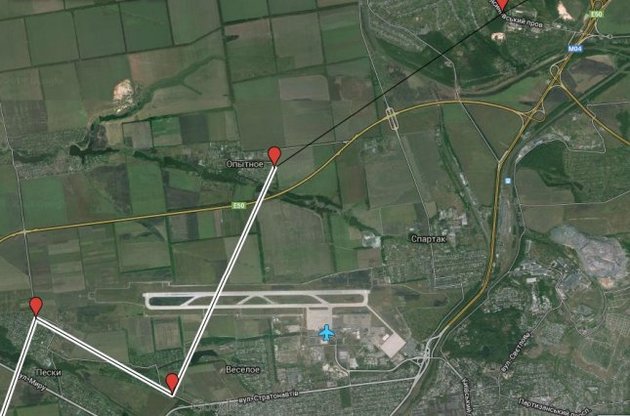 Аэропорт в Донецке должен был стать демилитаризованной зоной, утверждает Порошенко