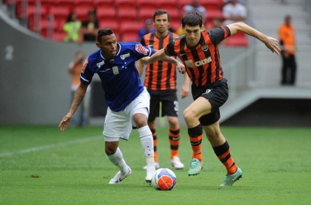 "Шахтер" сыграл вничью с "Крузейру"