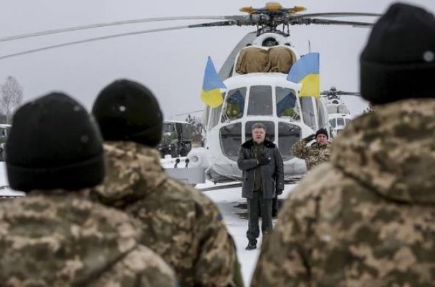 Президент одобрил возврат в армию попавших под люстрацию генералов