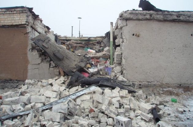 Боевики продолжают обстрелы сел в Луганской области