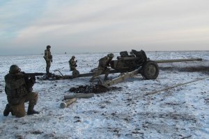 В районе Дебальцево и Мариуполя идут бои – Семенченко