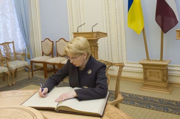Спикер латвийского сейма будет агитировать за поставки оружия Украине