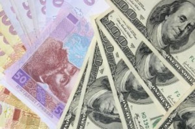 НБУ опустил официальный курс гривни ниже 26 грн/доллар