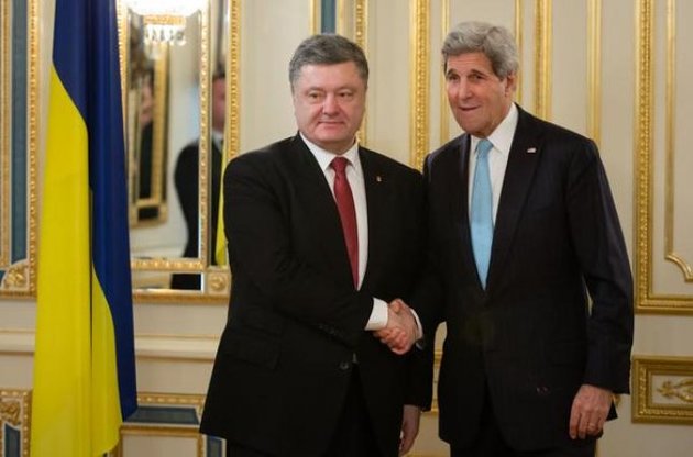 Порошенко и Керри скоординировали позиции касательно резолюции Совбеза ООН по Украине