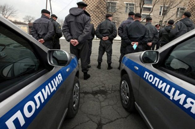 Российским полицейским запретили выезжать за границу