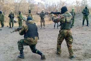 Бойовики "ДНР" як і раніше відмовляються відводити важке озброєння