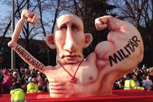 На фестивале в Германии скульпторы поиздевались над образом Путина