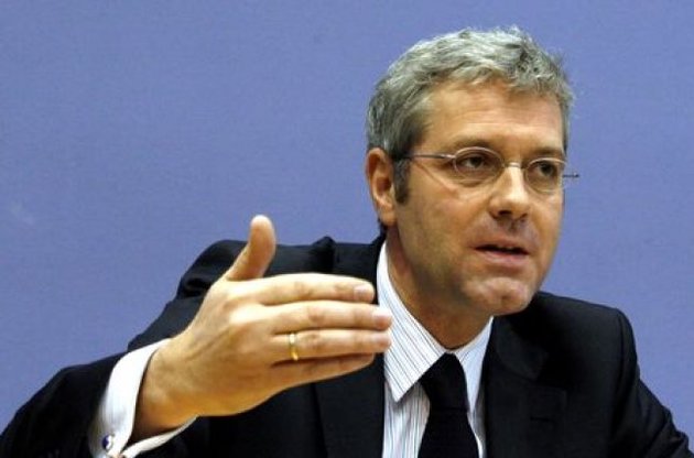 Реттген обвинил Путина в нарушении перемирия в Донбассе