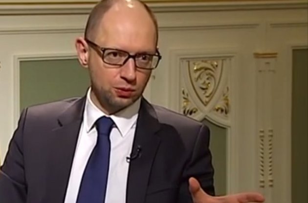 Яценюк виступив за відставку Гонтарєвої, якщо це допоможе відновити довіру до Нацбанку