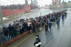 Путін та Медведєв відмовилися їхати на похорон Нємцова