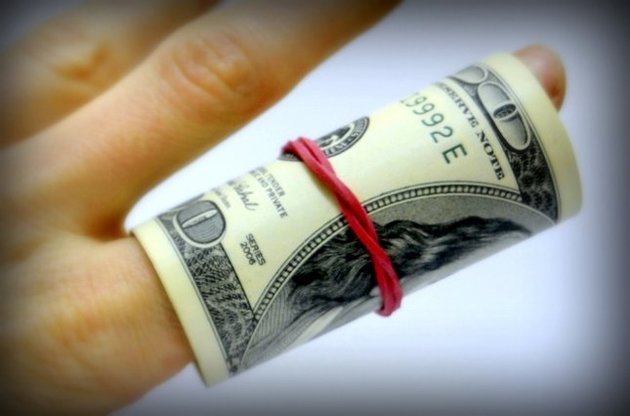 Рада згодна законом обмежити строк повернення валюти в Україну