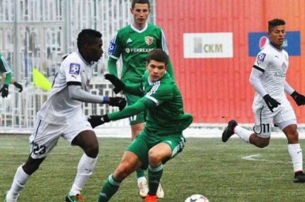 "Ворскла" і "Олімпік" не відкрили рахунок у матчі в Полтаві