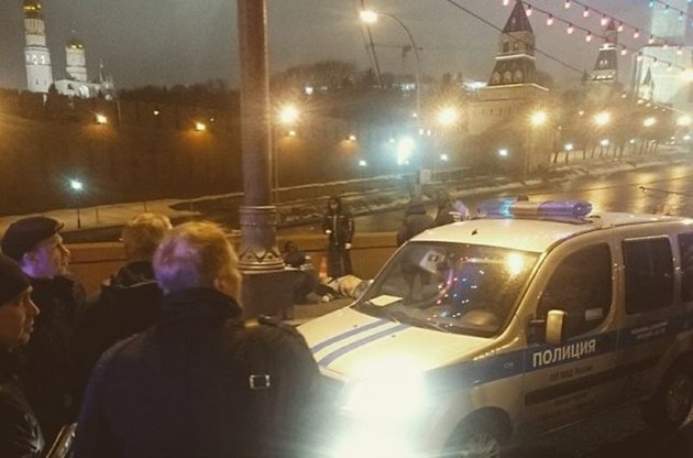 Фото с места убийства Бориса Немцова