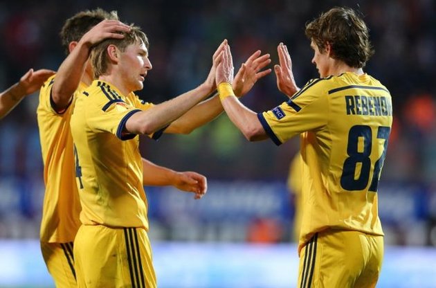 Футболістам "Металіста" погрожують звільненням згідно Кзпп