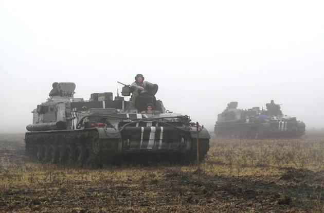 Украина не станет отводить всю технику от линии разграничения – штаб