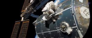 NASA показало анимацию передвижения орбитальных спутников вокруг Земли