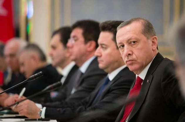 Эрдоган выразил желание помочь Украине в восстановлении инфраструктуры Донбасса