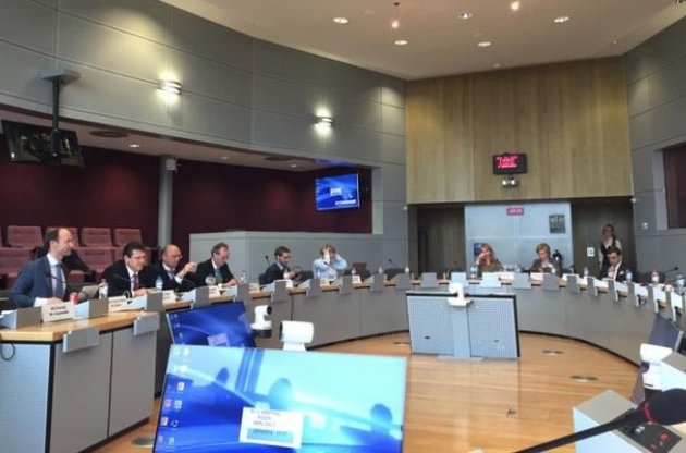 Новак заявил о возможной скидке на газ для Украины и о достижении договоренностей по "летнему пакету"