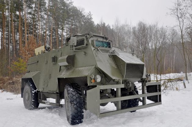 Британські бронеавтомобілі SAXON оснастять танковими кулеметами на київському заводі