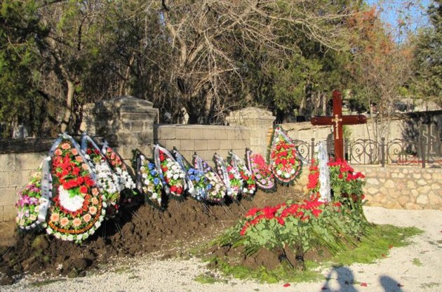 За інформацією ЗМІ, Януковича вже поховали в Севастополі