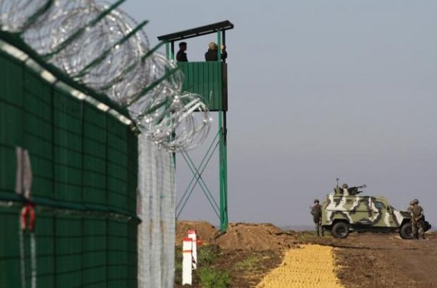 Укріплення зведуть до початку травня