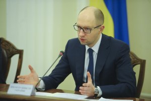 Яценюк пригласит иностранных следователей для борьбы с коррупцией