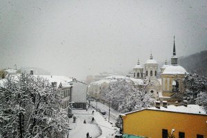 На вихідних в Україні знову очікується мокрий сніг