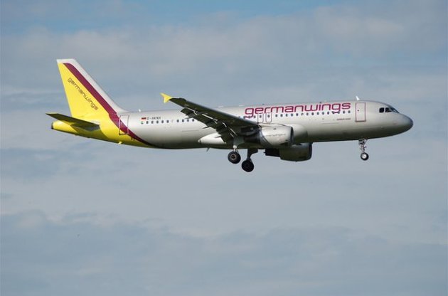 Сім'я однієї з жертв катастрофи A320 подасть в суд на Germanwings
