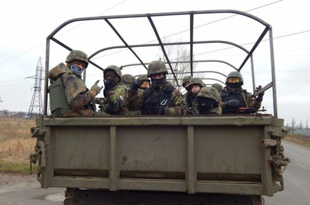 Бойовики обстрілюють позиції сил АТО в Широкіно з важкої артилерії - "Азов"