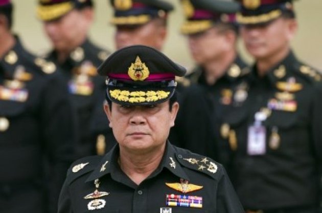 Таїландська хунта погрожує закрити всі критичні медіа