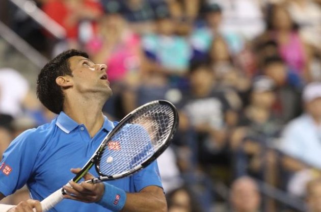 Новак Джокович йде до третьої в нинішньому сезоні перемогу на великих турнірах