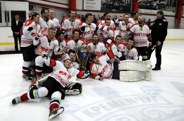 АТЕК вопреки прогнозам завоевал золото хоккейного чемпионата Украины