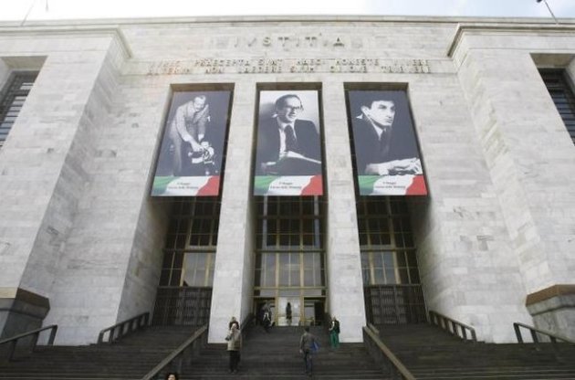 Відповідач застрелив суддю в залі суду