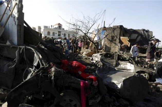 Арабська коаліція завдала ударів по місту Аден в Ємені