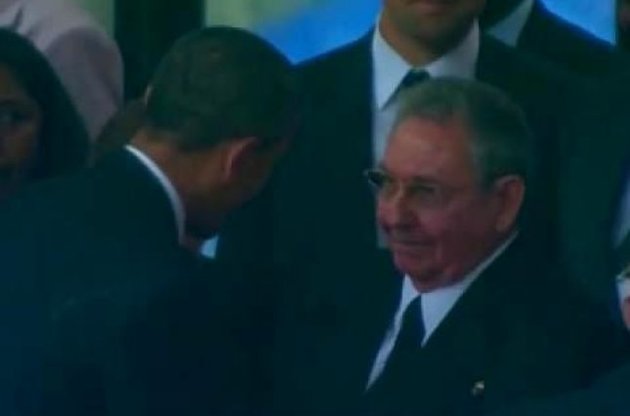 Обама і Кастро вперше провели офіційну зустріч з 1961 року.