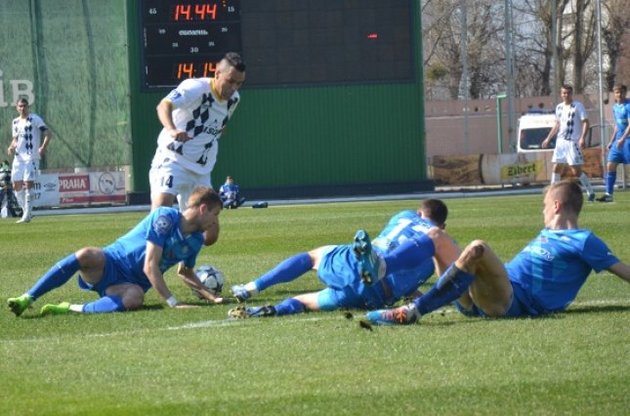 Микола Морозюк не один раз залишив не у справ гравців "Олімпіка"