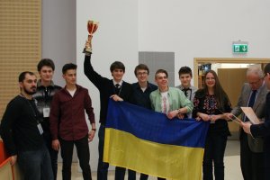 Українські студенти-фізики здобули перемогу на Міжнародному турнірі в Польщі