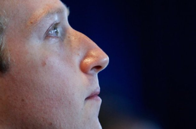 Цукерберг работает над новым проектом, не покладая рук